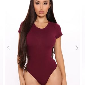 Scoop Neck Bodysuit Wine L
